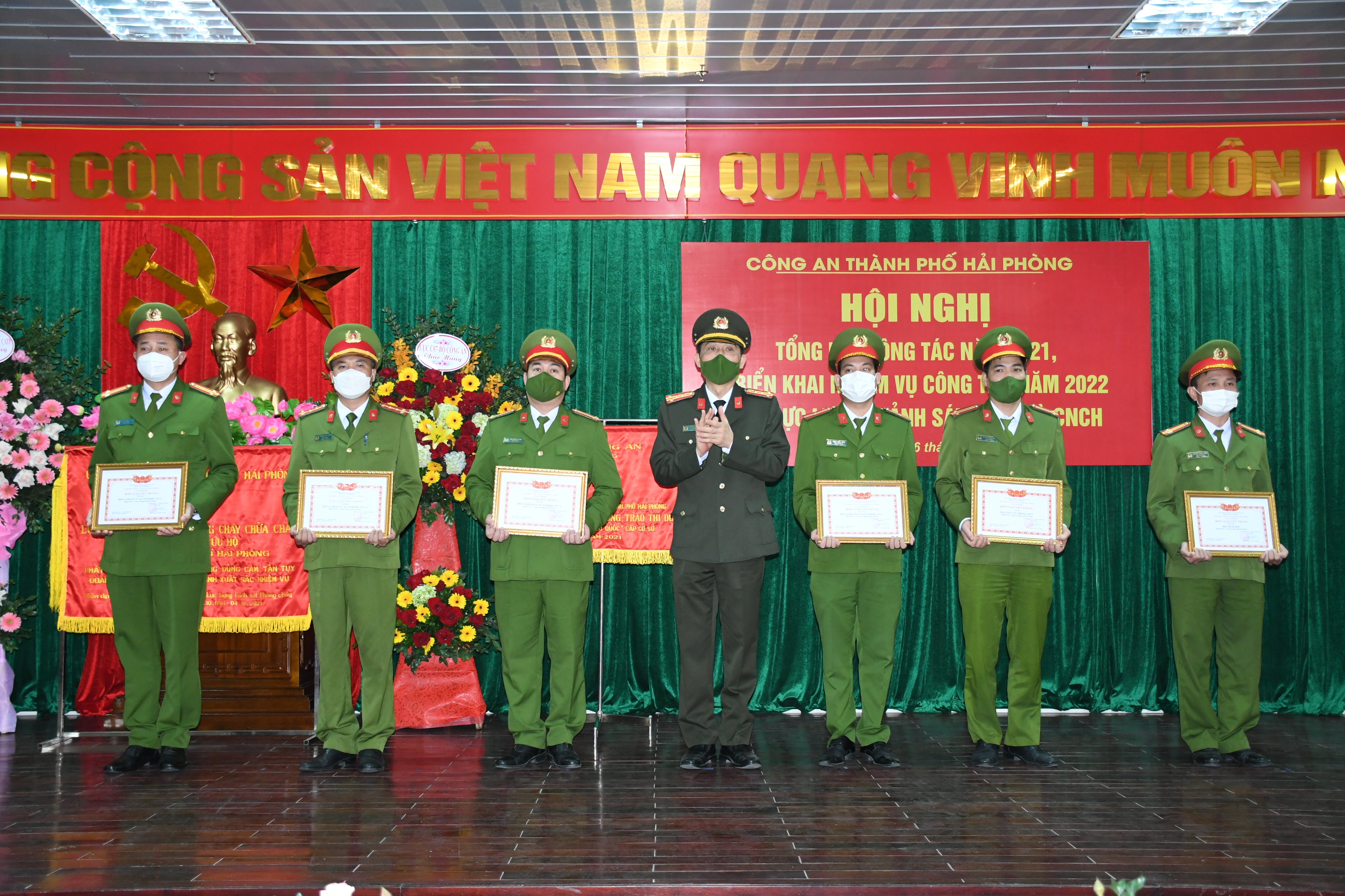 Lực lượng Cảnh sát PCCC và CNCH tổng kết công tác năm 2021, triển khai công tác năm 2022